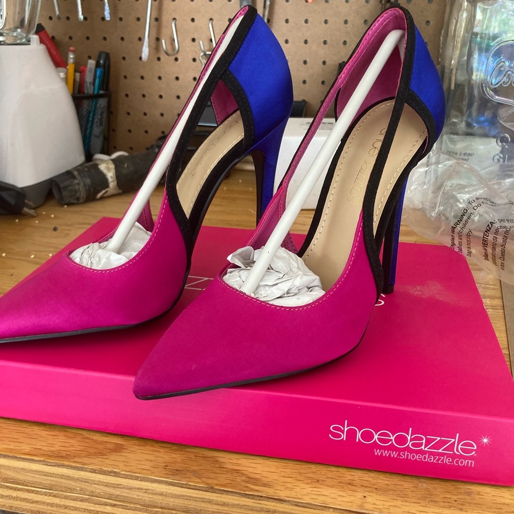 Shoe Dazzle Fuchsia and Royal Blue Heels